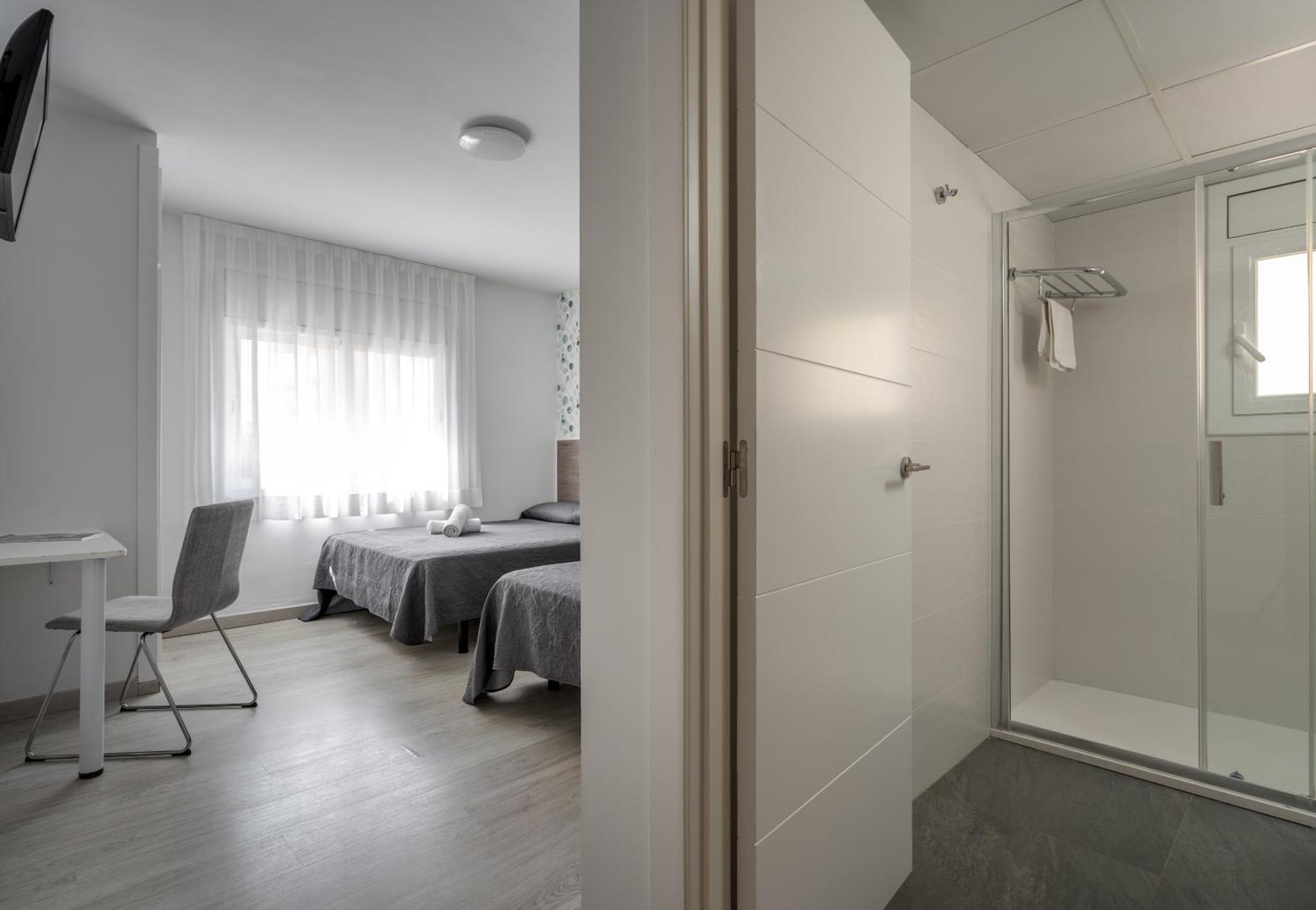 Hotel Tolosa サロウ エクステリア 写真